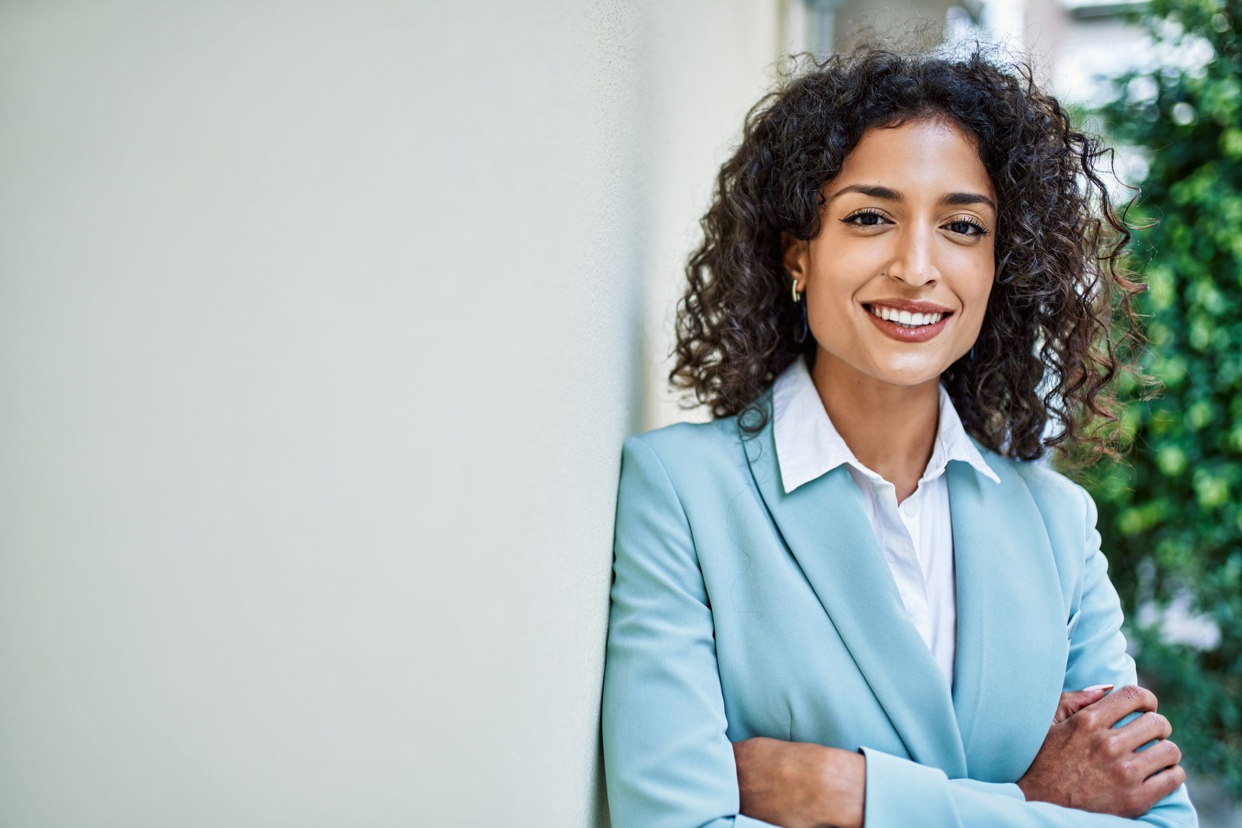 Young hispanic business woman